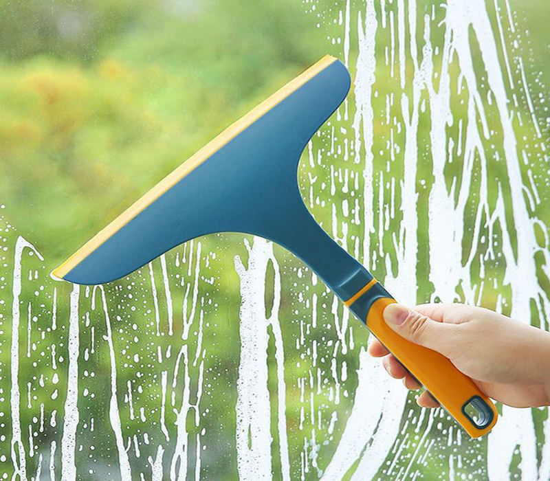 Glass Cleaners / Wipers